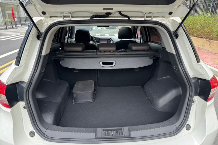 Used GAC Group Qizhi PHEV 2019 1.5L Smart Connect Premium Edition Interior 10
