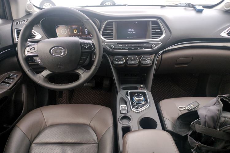 Used GAC Group Qizhi PHEV 2019 1.5L Smart Connect Premium Edition Interior 2