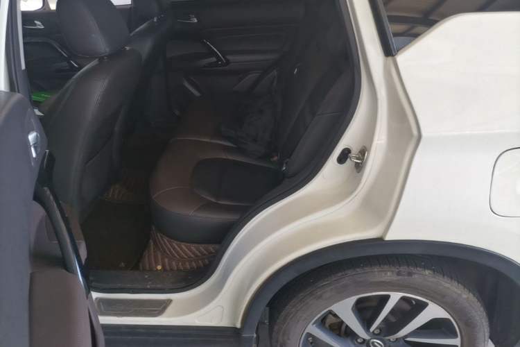 Used GAC Group Qizhi PHEV 2019 1.5L Smart Connect Premium Edition Left Rear Seat