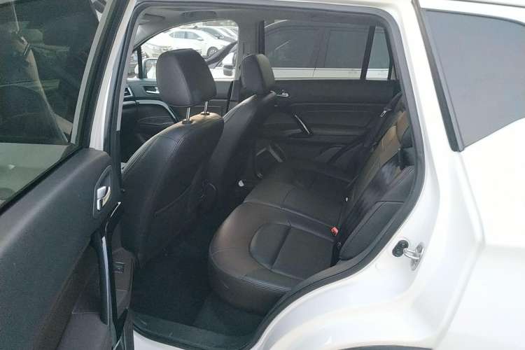 Used GAC Group Qizhi PHEV 2019 1.5L Smart Connect Premium Edition Left Rear Seat