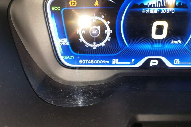 Used GAC Group Qizhi PHEV 2019 1.5L Smart Connect Premium Edition Odometer Close Up