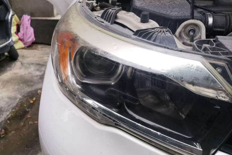 Used GAC Group Qizhi PHEV 2019 1.5L Smart Connect Premium Edition Right Front Headlight