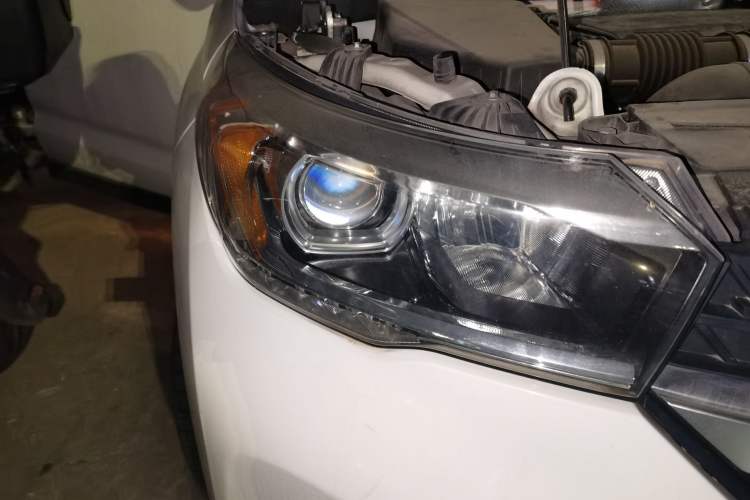 Used GAC Group Qizhi PHEV 2019 1.5L Smart Connect Premium Edition Right Front Headlight