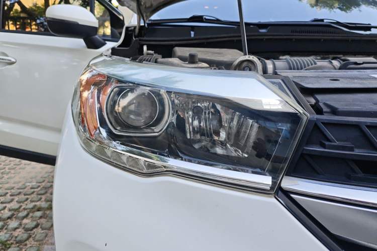 Used GAC Group Qizhi PHEV 2019 1.5L Smart Connect Luxury Edition Right Front Headlight