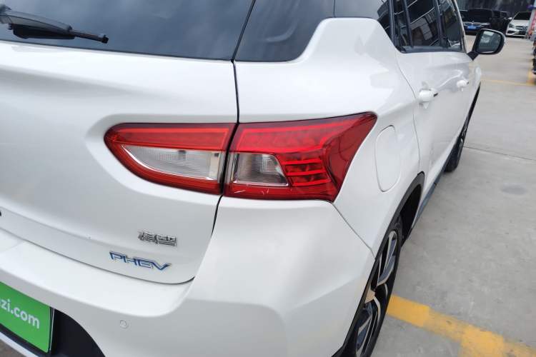 Used GAC Group Qizhi PHEV 2019 1.5L Smart Connect Premium Edition Right Rear Taillight