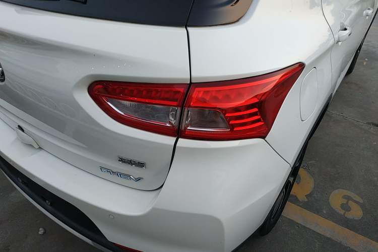 Used GAC Group Qizhi PHEV 2019 1.5L Smart Connect Premium Edition Right Rear Taillight