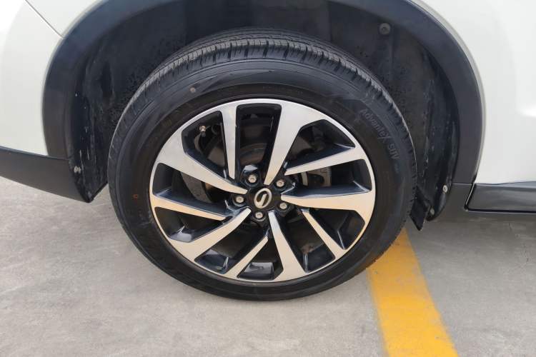Used GAC Group Qizhi PHEV 2019 1.5L Smart Connect Premium Edition Right Rear Wheel Hub