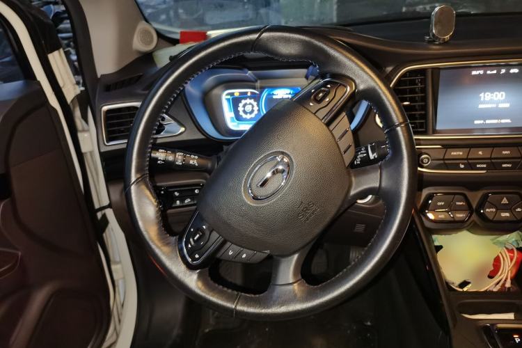 Used GAC Group Qizhi PHEV 2019 1.5L Smart Connect Premium Edition Steering Wheel