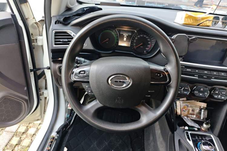 Used GAC Group Qizhi PHEV 2019 1.5L Smart Connect Luxury Edition Steering Wheel