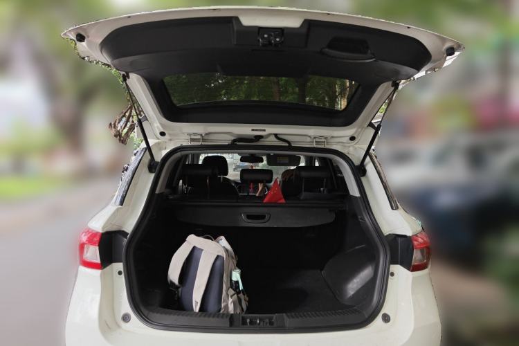 Used GAC Group Qizhi PHEV 2019 1.5L Smart Connect Premium Edition Trunk