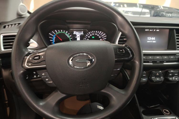 Used GAC Group Qizhi PHEV 2019 1.5L Smart Connect Luxury Edition Steering Wheel
