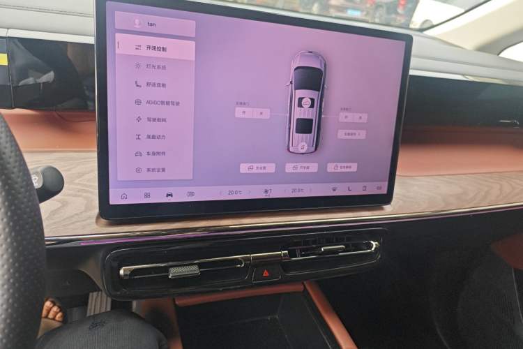 Used GAC Trumpchi E8 New Energy 2024 150km MAX+ Audio And AC Panel