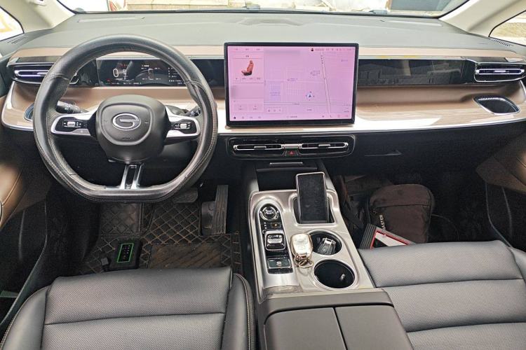 Used GAC Trumpchi E8 New Energy 2024 150km Longteng Glorious Edition Center Console