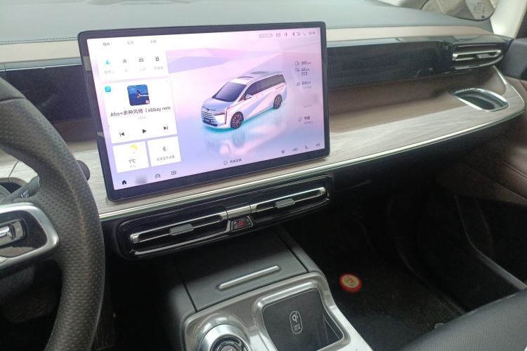 Used GAC Trumpchi E8 New Energy 2024 150km MAX Audio And AC Panel