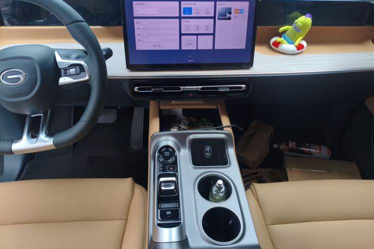 Used GAC Trumpchi E8 New Energy 2024 150km MAX+ Audio And AC Panel