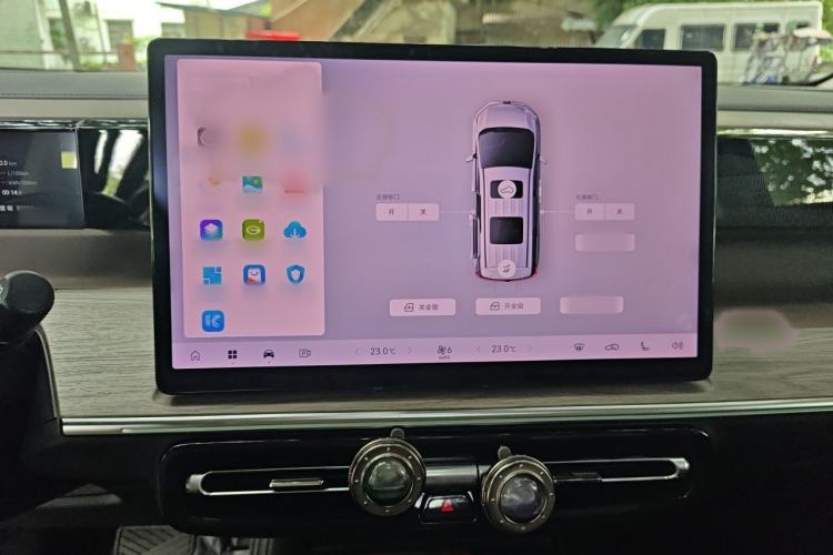 Used GAC Trumpchi E8 New Energy 2024 150km MAX Audio And AC Panel