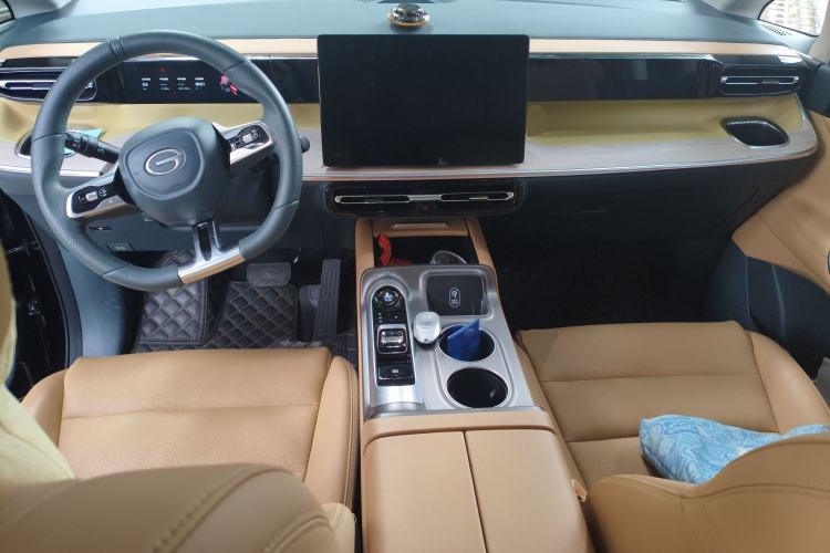 Used GAC Trumpchi E8 New Energy 2024 150km MAX Center Console