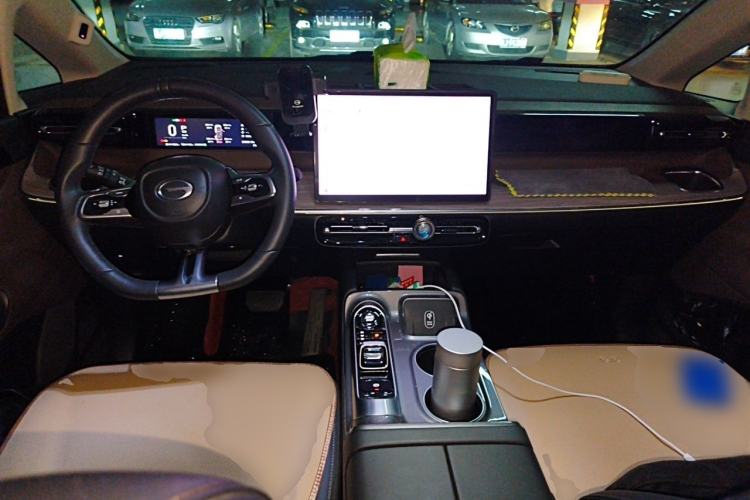 Used GAC Trumpchi E8 New Energy 2024 150km MAX Center Console