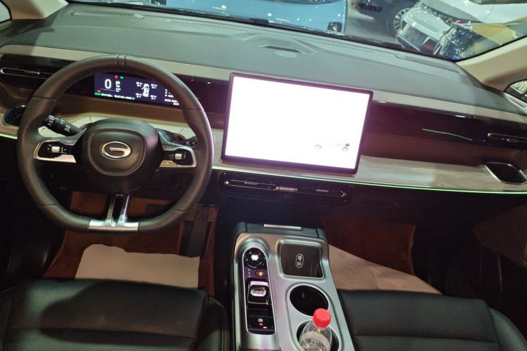 Used GAC Trumpchi E8 New Energy 2024 150km MAX Center Console