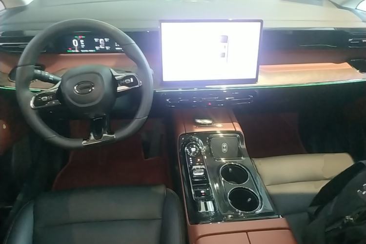 Used GAC Trumpchi E8 New Energy 2024 150km MAX+ Center Console