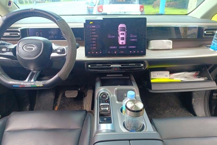 Used GAC Trumpchi E8 New Energy 2024 150km MAX Center Console