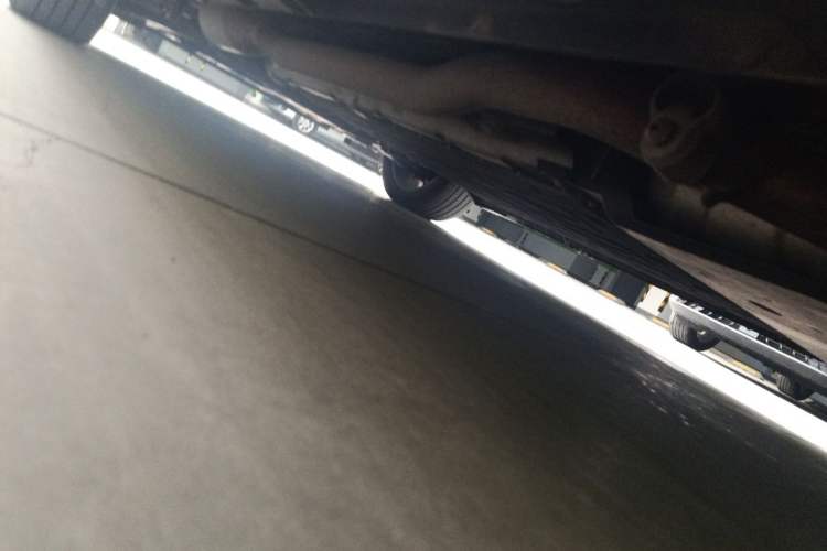 Used GAC Trumpchi E8 New Energy 2024 150km MAX Chassis Rear Left
