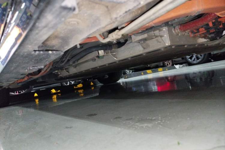 Used GAC Trumpchi E8 New Energy 2024 150km MAX Chassis Rear Right