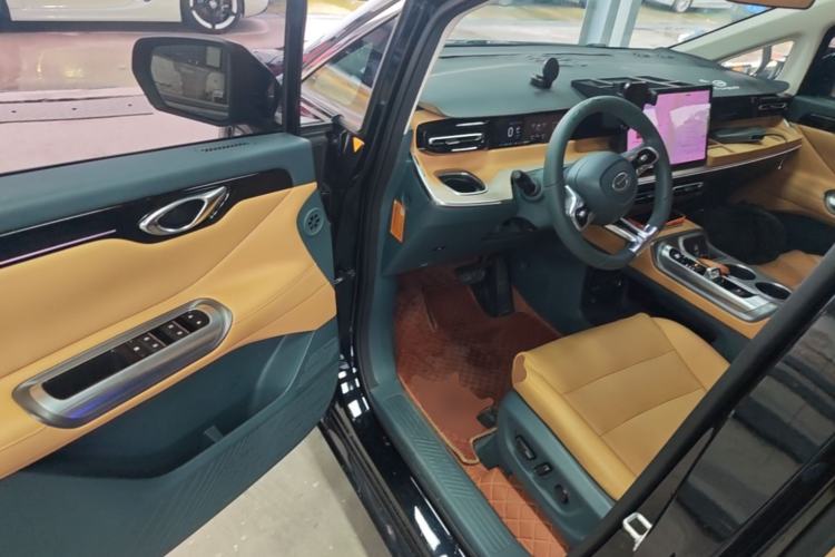 Used GAC Trumpchi E8 New Energy 2024 150km MAX Driver Seat