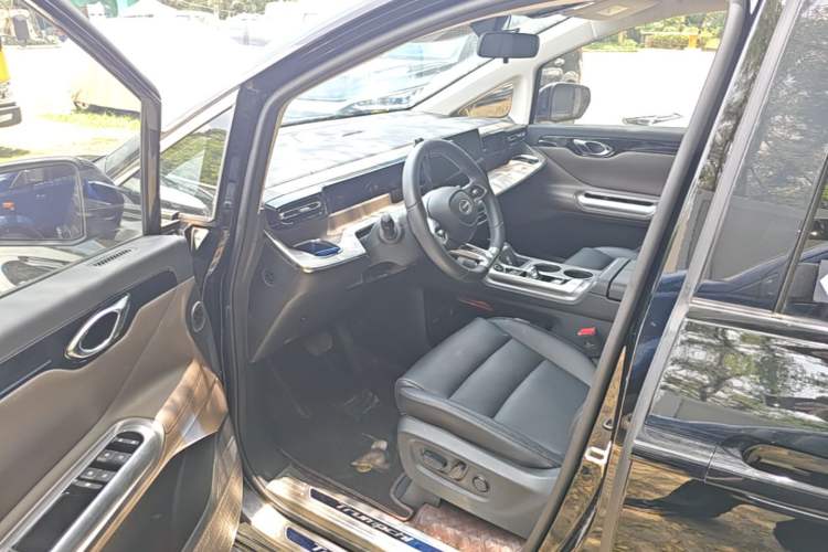Used GAC Trumpchi E8 New Energy 2024 150km MAX Driver Seat