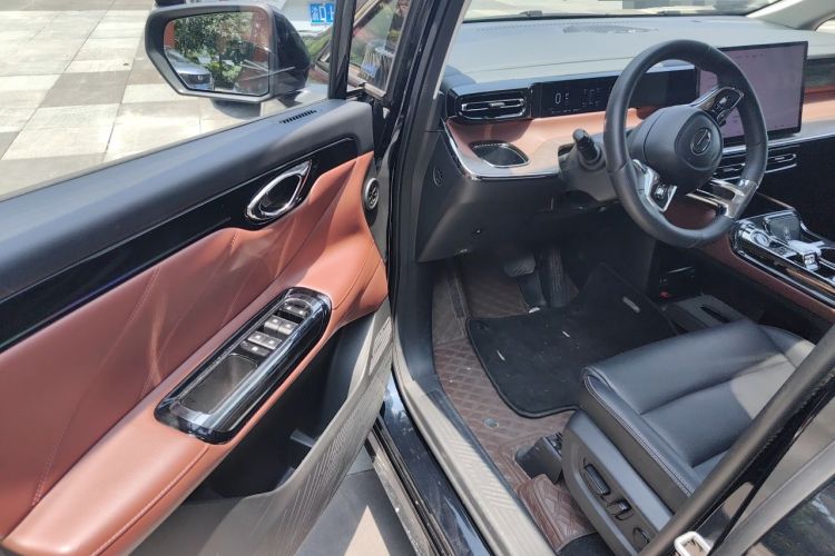 Used GAC Trumpchi E8 New Energy 2024 150km MAX Driver Seat