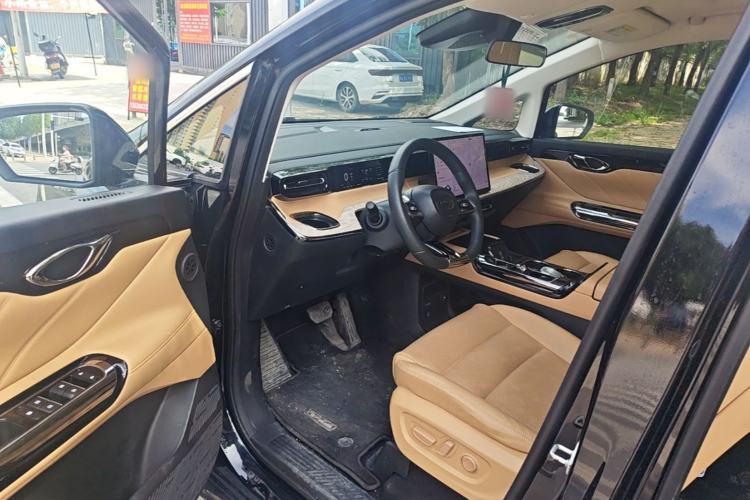 Used GAC Trumpchi E8 New Energy 2024 150km MAX+ Driver Seat