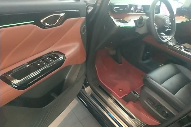 Used GAC Trumpchi E8 New Energy 2024 150km MAX+ Driver Seat