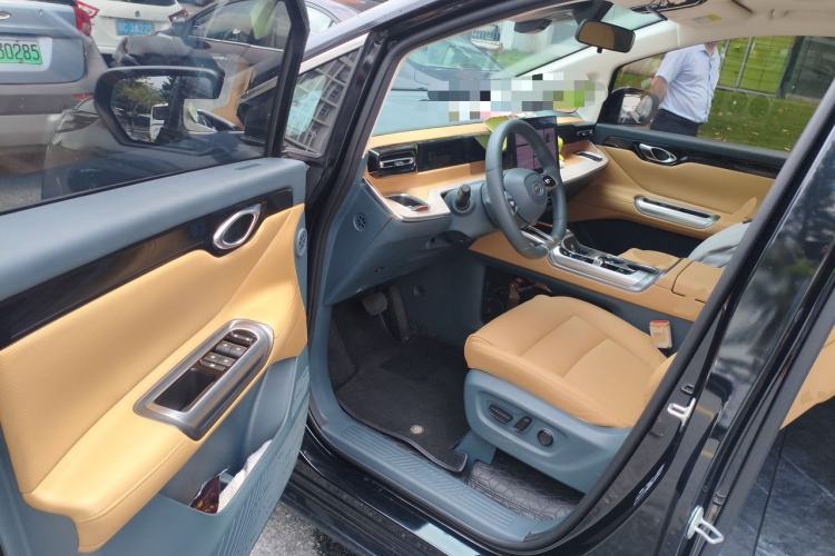 Used GAC Trumpchi E8 New Energy 2024 150km MAX+ Driver Seat