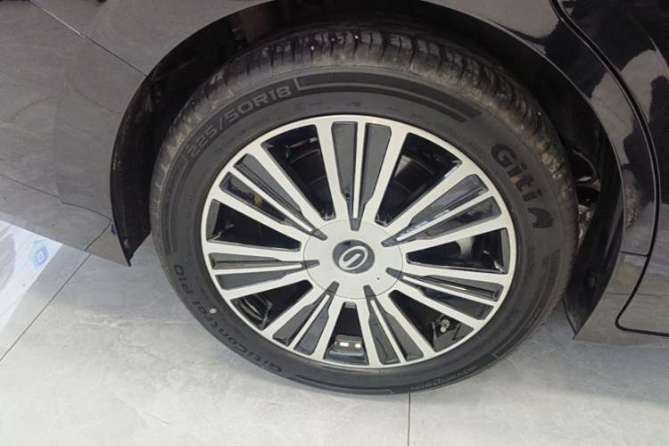 Used GAC Trumpchi E8 New Energy 2024 150km MAX+ Exterior 3