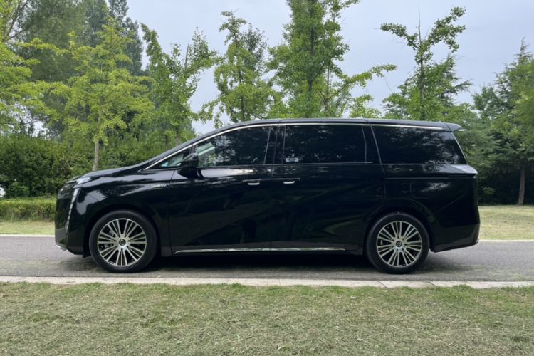 Used GAC Trumpchi E8 New Energy 2024 150km MAX+ Exterior 4