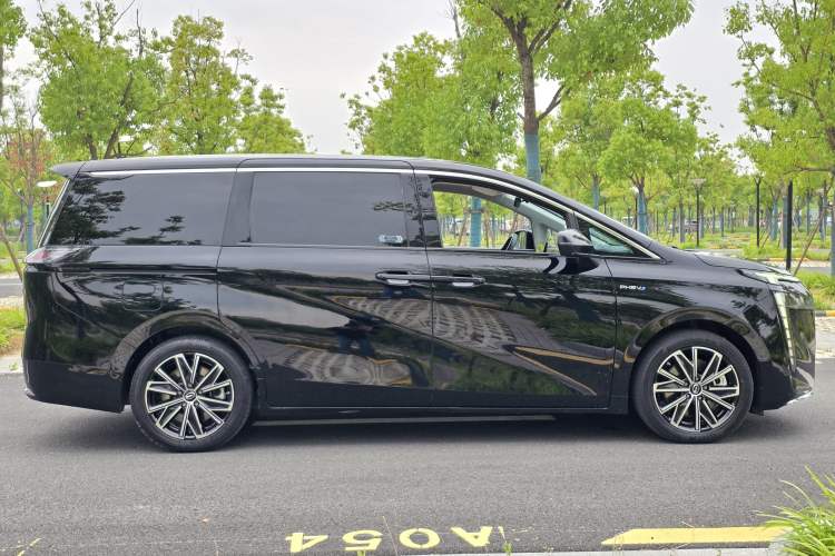 Used GAC Trumpchi E8 New Energy 2024 150km MAX Exterior 4