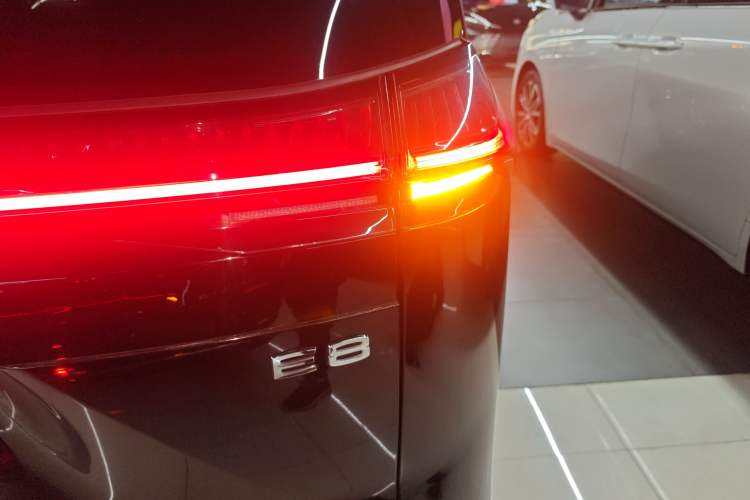 Used GAC Trumpchi E8 New Energy 2024 150km MAX Exterior 6