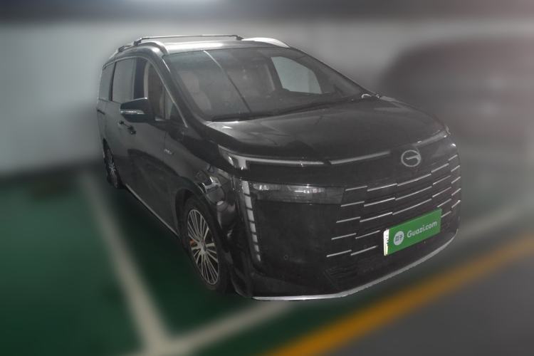 Used GAC Trumpchi E8 New Energy 2024 150km MAX+ Front Right 45 Deg