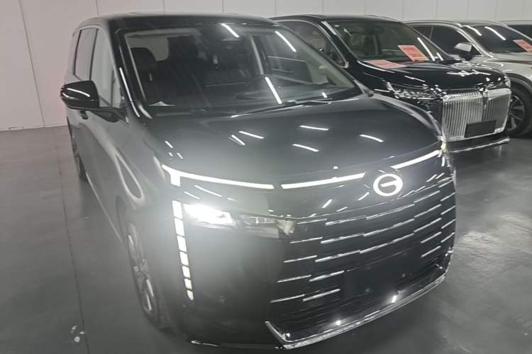 Used GAC Trumpchi E8 New Energy 2024 150km Longteng Glorious+ Front Right 45 Deg