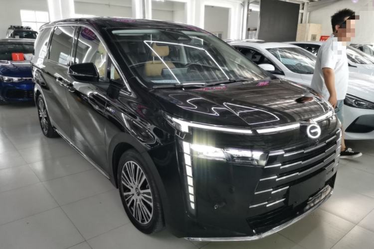Used GAC Trumpchi E8 New Energy 2024 150km MAX+ Front Right 45 Deg