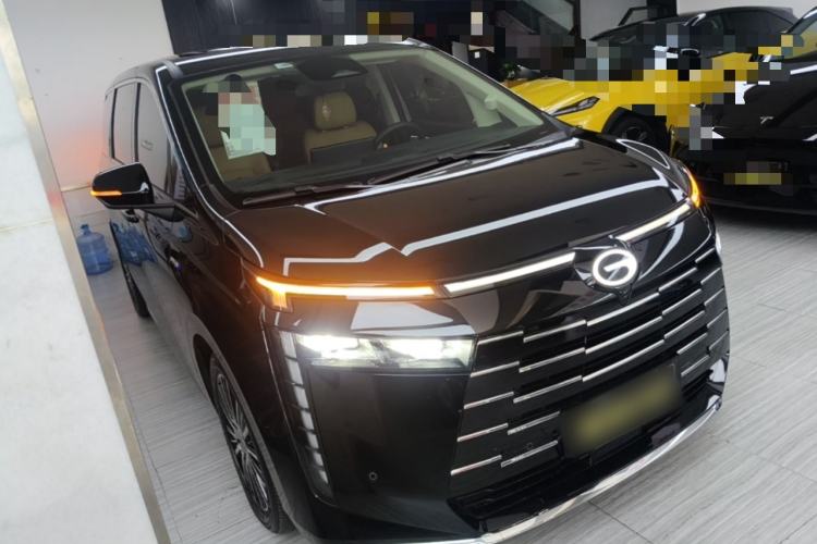 Used GAC Trumpchi E8 New Energy 2024 150km MAX+ Front Right 45 Deg