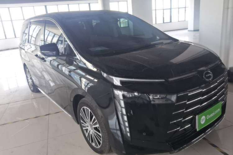 Used GAC Trumpchi E8 New Energy 2024 150km MAX+ Front Right 45 Deg