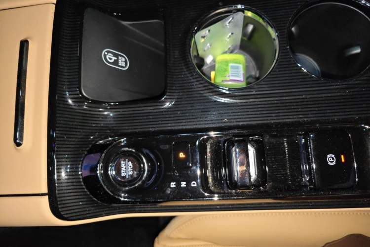 Used GAC Trumpchi E8 New Energy 2024 150km MAX+ Gear Lever