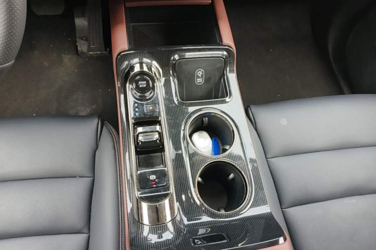 Used GAC Trumpchi E8 New Energy 2024 150km Longteng Glorious+ Gear Lever