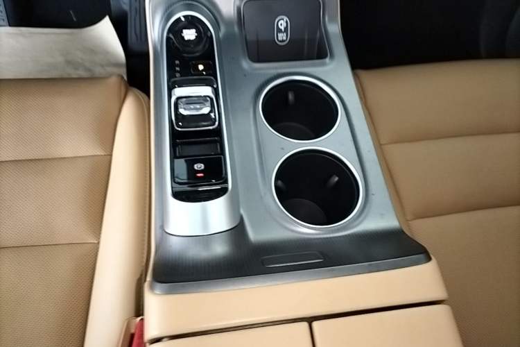 Used GAC Trumpchi E8 New Energy 2024 150km MAX Gear Lever
