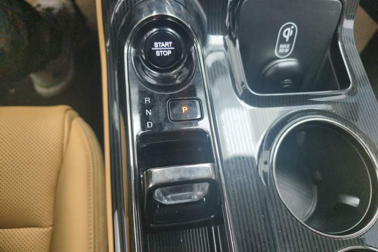Used GAC Trumpchi E8 New Energy 2024 150km MAX+ Gear Lever