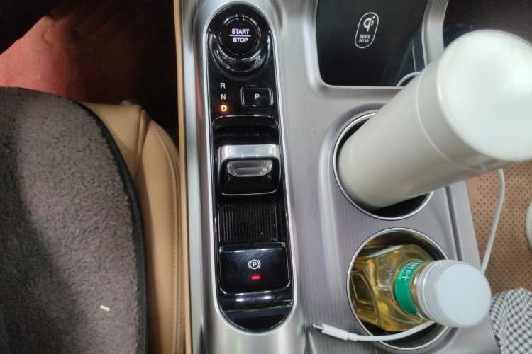 Used GAC Trumpchi E8 New Energy 2024 150km MAX Gear Lever