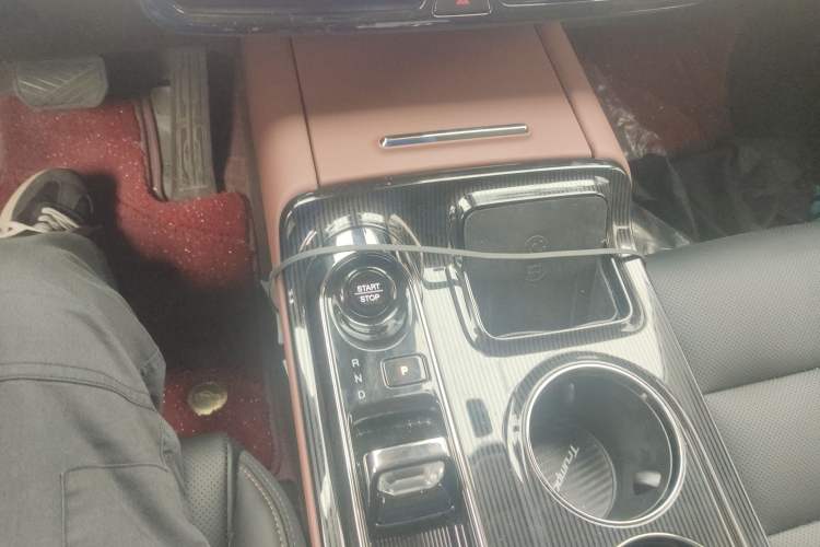 Used GAC Trumpchi E8 New Energy 2024 150km MAX+ Gear Lever