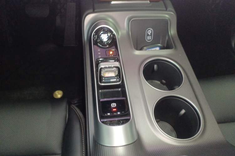 Used GAC Trumpchi E8 New Energy 2024 150km MAX Gear Lever