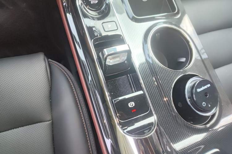 Used GAC Trumpchi E8 New Energy 2024 150km Longteng Glorious+ Gear Lever